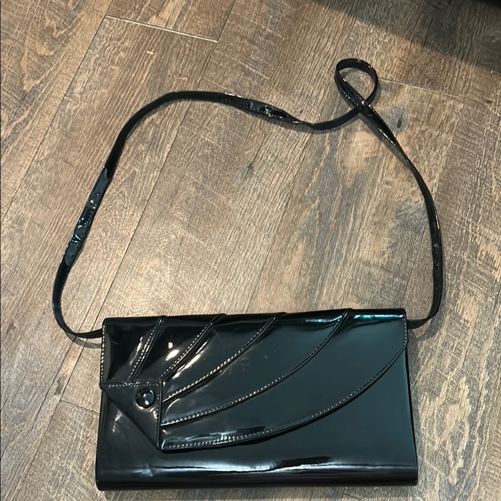 La Regale faux‎ patent black leather shoulder bag /clutch Vintage